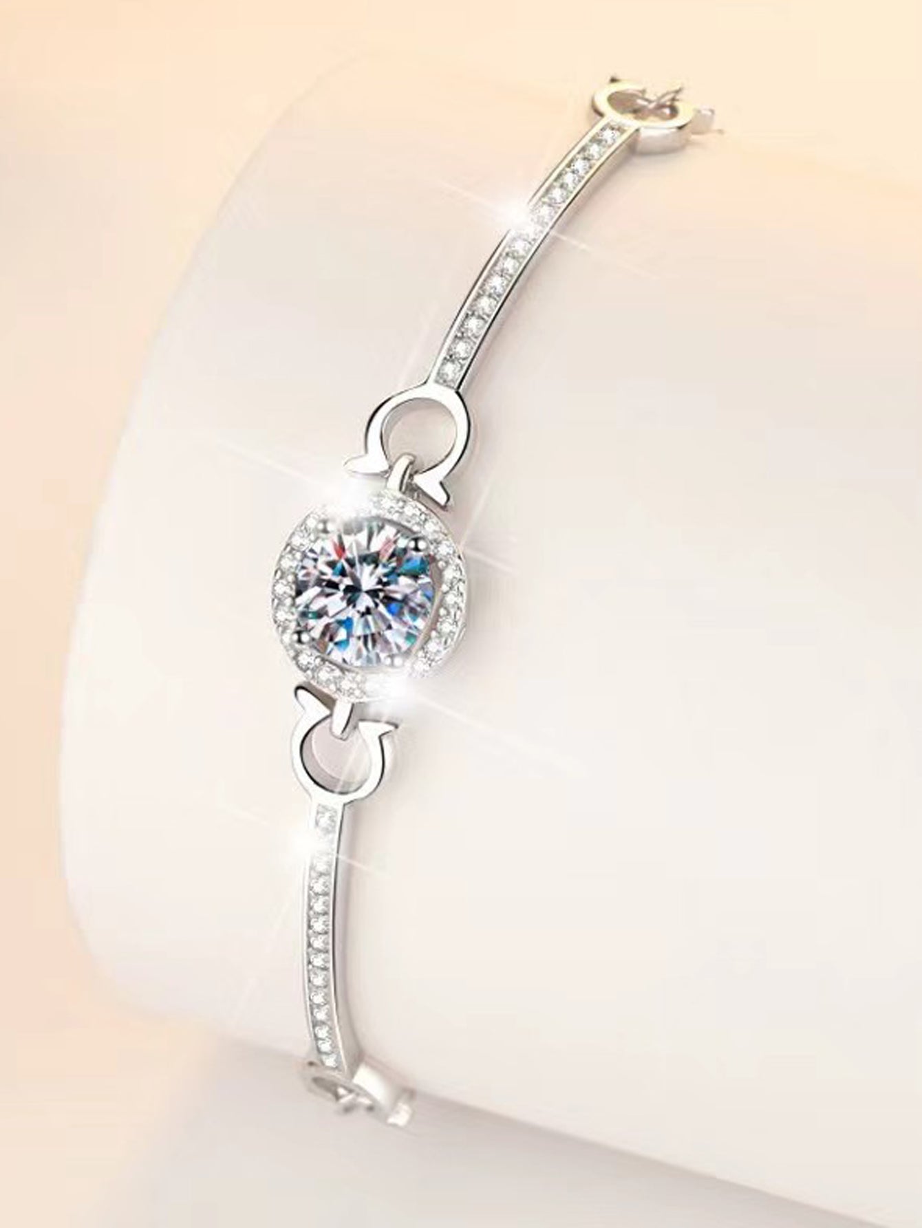 Wedding S925 1ct Moissanite Bracelets Advanced Unique Silver Collection