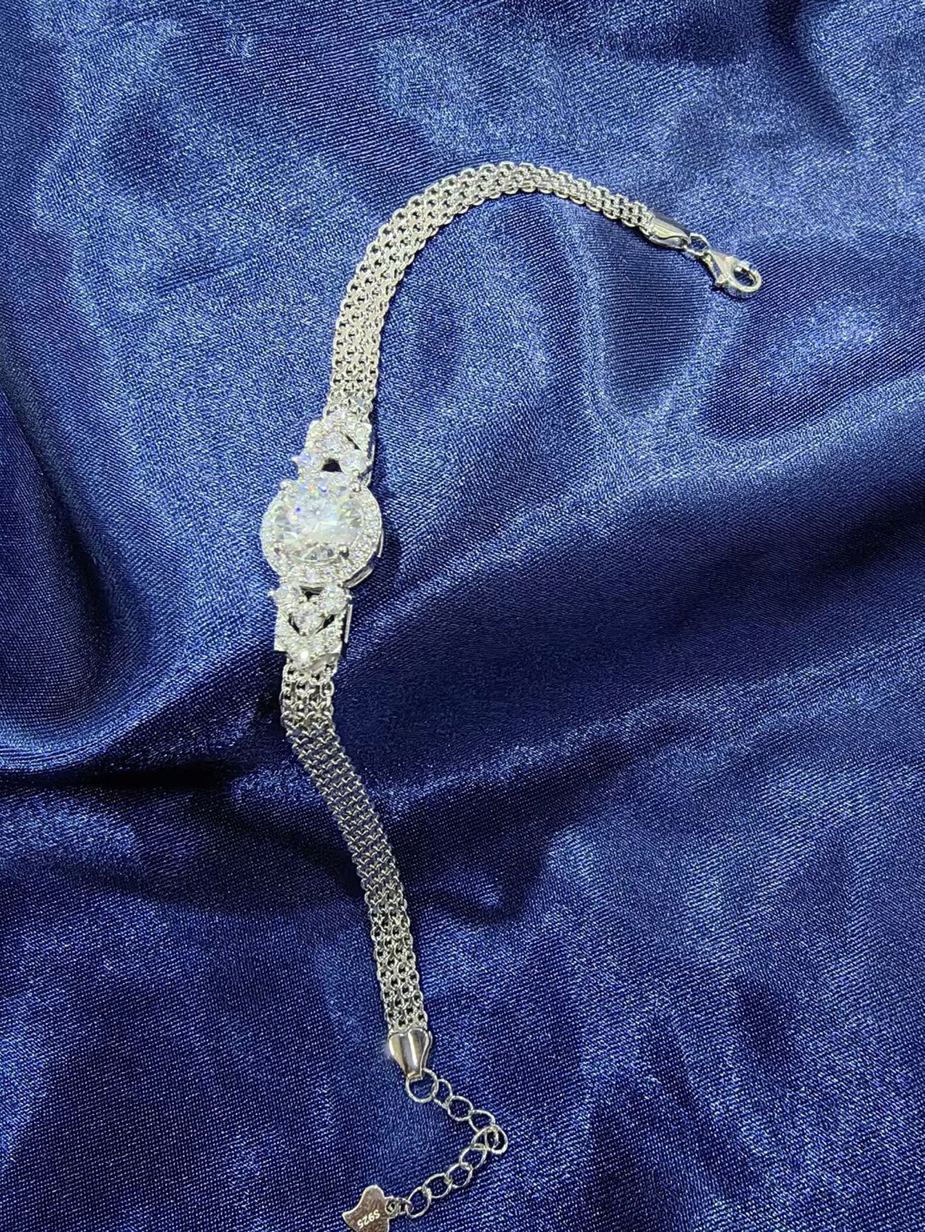 S925 Silver Moissanite Bracelet French Gentle Style Versatile Fashionable Accessory for Girlfriends Perfect Valentine's Day Gift, Length 16+3cm