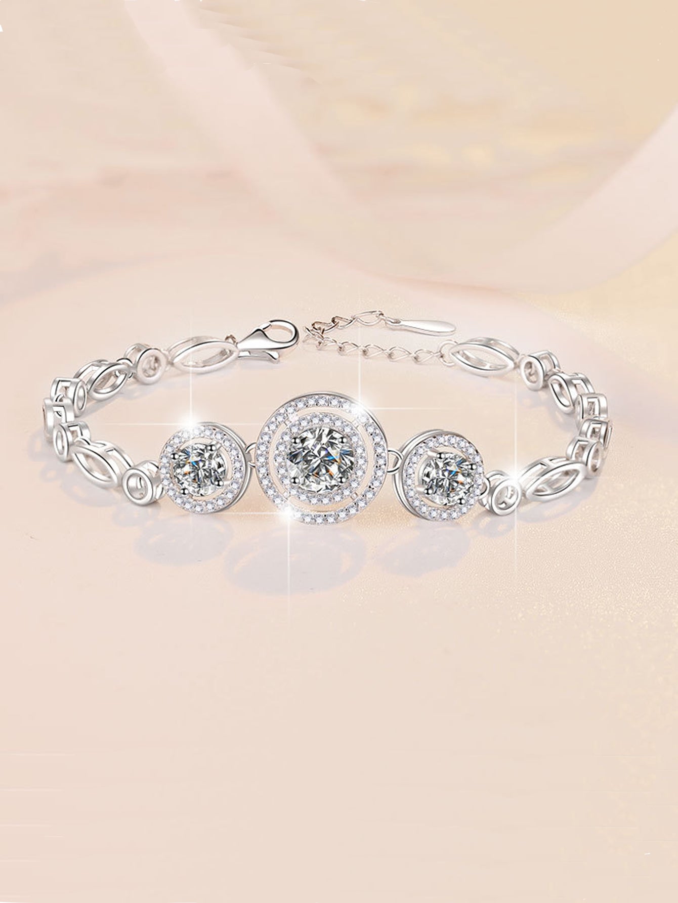 S925 Silver 2 Carat Moissanite Round Bead Bracelet Elegant High-End Luxury for European American for Party Wedding