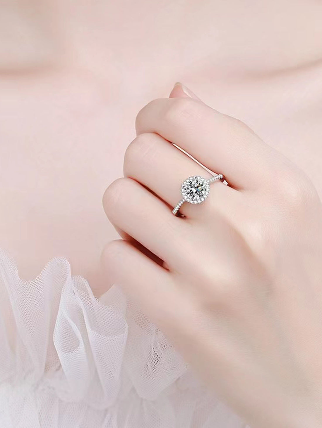 S925 Sterling Silver Moissanite Rings Round Charm Design for Wedding or Engagement Stylish Jewelry