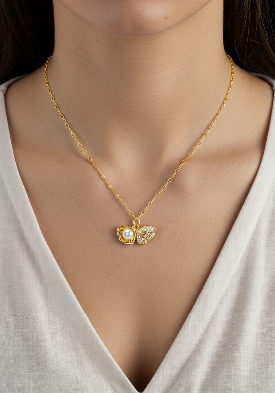 "Seashell" Necklace, 18K Gold Plated Steel