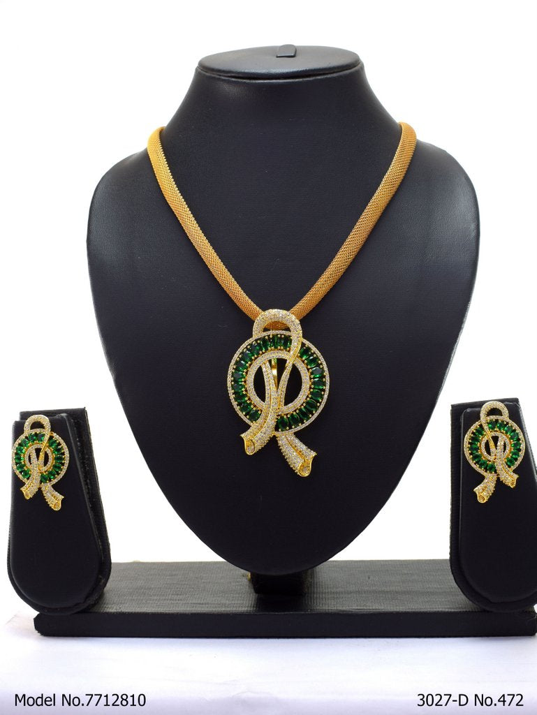 Handcrafted Masterpiece Gold Plated Cz Pendant Set